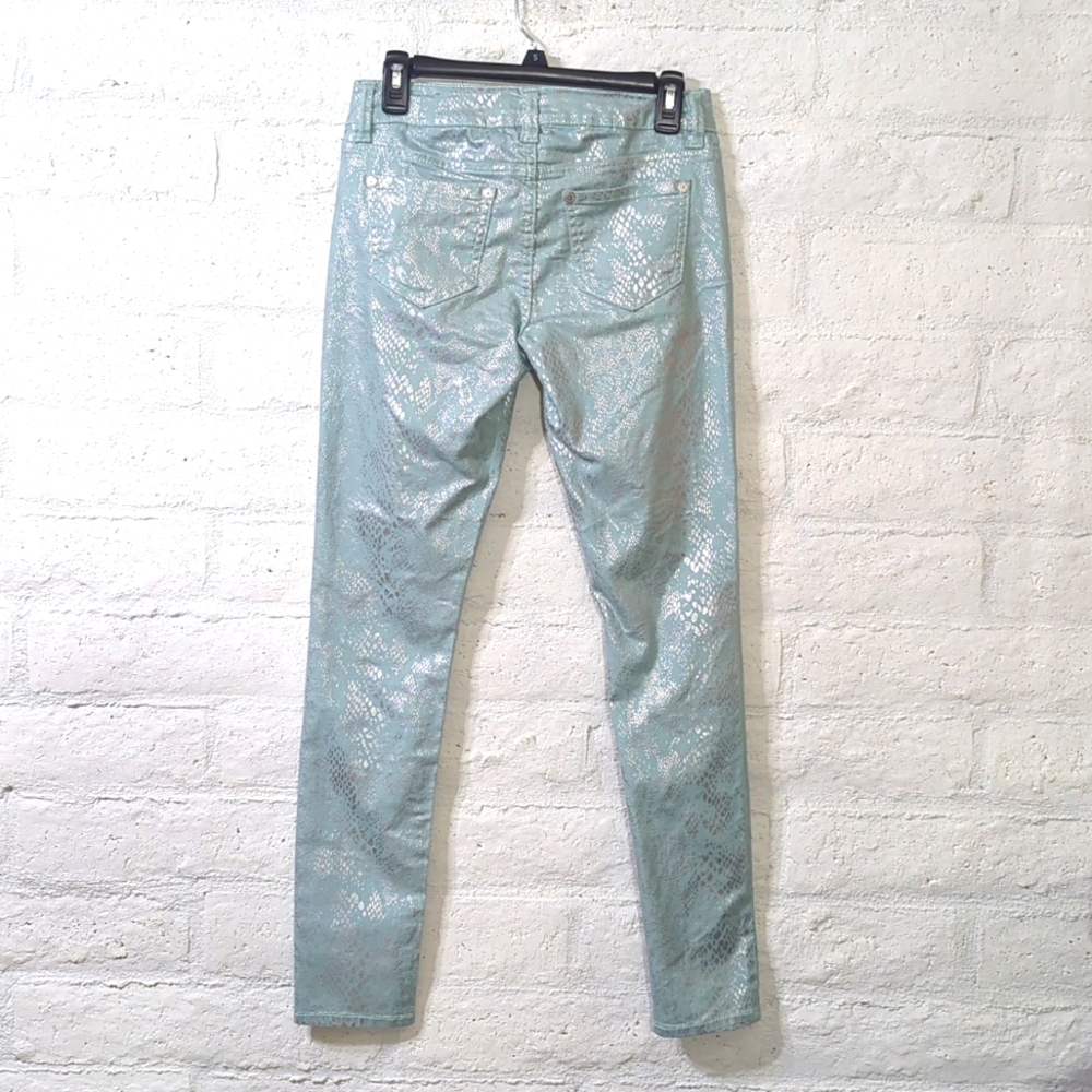 Wallflower Snakeskin Print Skinny Jeans - Picture 4 of 10